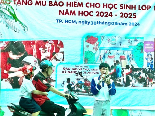 chương trình  CÙNG EM VỮNG BƯỚC 