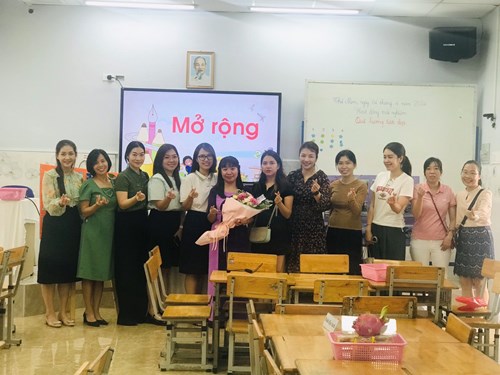 Lớp học mở tiết Hoạt động trải nghiệm - Bài: Quê hương tươi đẹp - Lớp Một 5