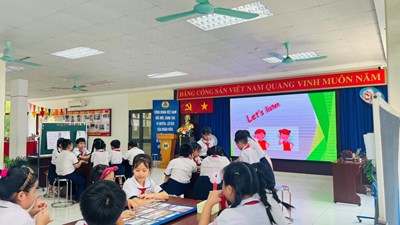 Chuyên đề “Dạy học Tiếng Anh theo hướng phát triển năng lực, phẩm chất cho học sinh lớp 4 