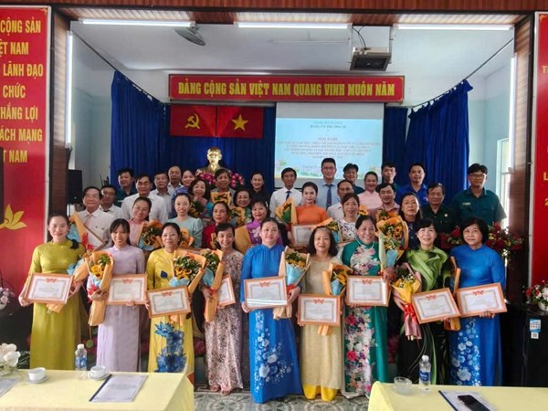 Khen thưởng “Đã có thành tích xuất sắc trong học tập và làm theo tư tưởng, đạo đức, phong cách Hồ Chí Minh giai đoạn 2016-2025”