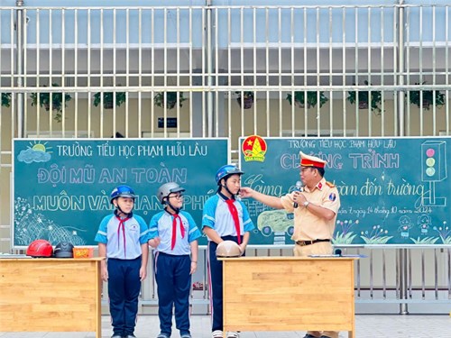 Chương trình  Cùng em an toàn đến trường  năm học 2024 - 2025