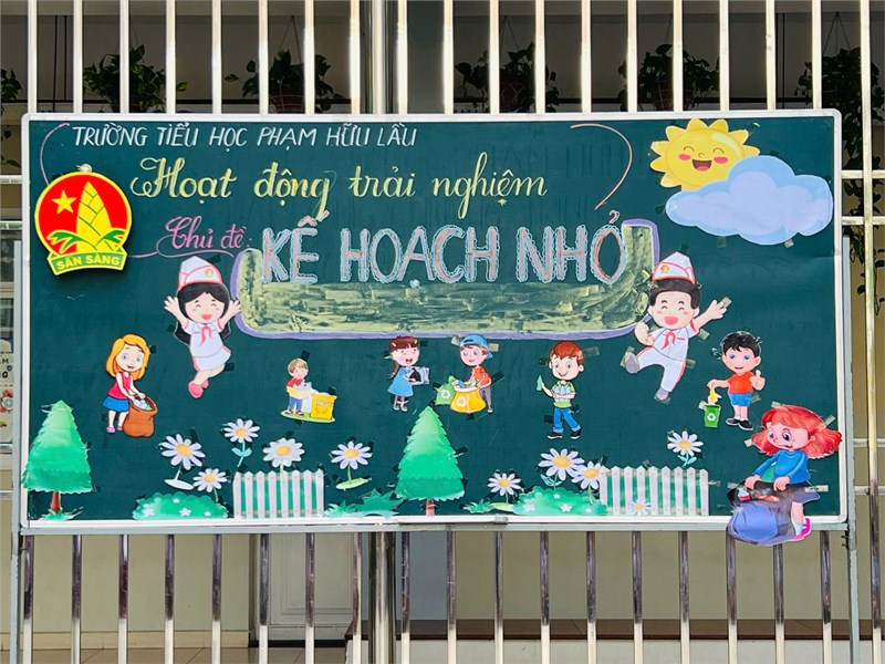 Hoạt động trải nghiệm – Sinh hoạt dưới cờ tuần 31