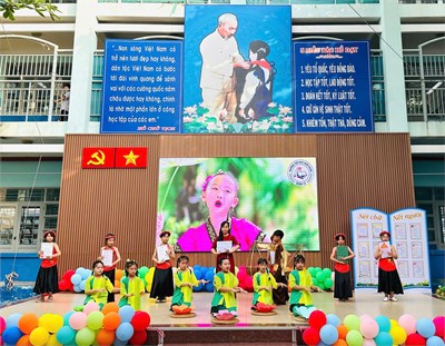 Rộn ràng ngày hội giao lưu “viết chữ đẹp” cấp trường năm học 2024 – 2025