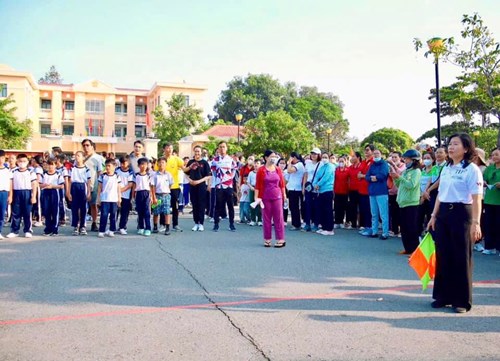 CĐV tham gia LỄ HƯỞNG ỨNG GIẢI CHẠY S-RACE, ngày 05 tháng 10 năm 2024.