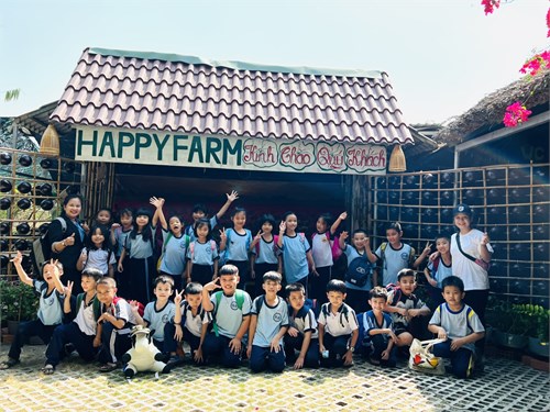 🌺chương trình hoạt động trải nghiệm tại happy fram với chủ đề  tớ là nông dân chính hiệu  và viếng thăm đền thờ cụ nguyễn an ninh.🌺