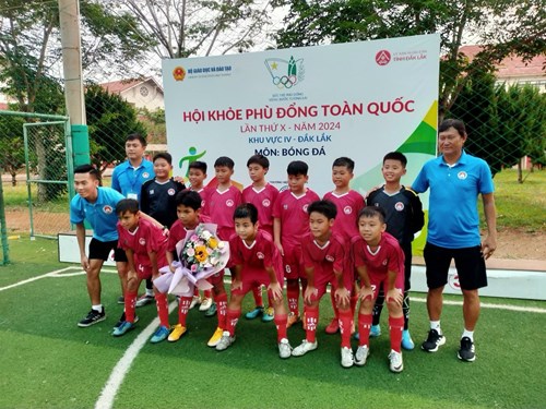 Chúc mừng các cầu thủ nhí Võ Thị Sáu cùng đội tuyển Bóng đá TPHCM đạt chức Vô địch Hội khỏe Phù Đổng Toàn quốc Khu vực 4.
