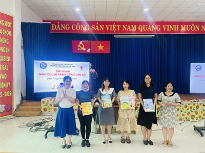 Tập huấn chuyên đề giáo dục kỹ năng công dân số