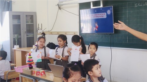 Tiết học mở lớp 3.2 môn Toán bài hình tròn (tiết 1) tuần 15, ngày 14.12.2023