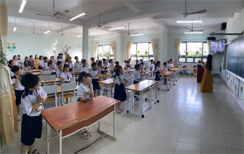 Lớp học mở (Open House)
