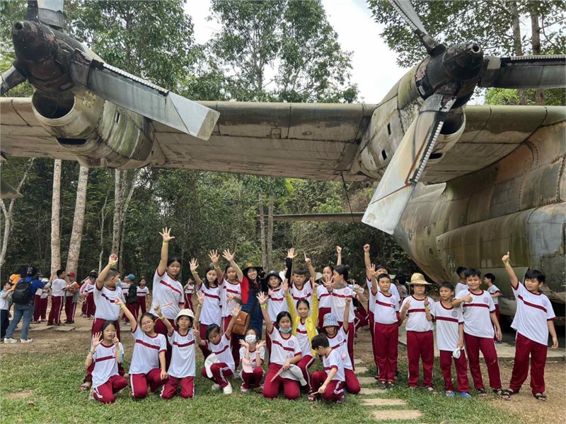 Tham quan học tập ngoại khoá Lần 2 - khối 3