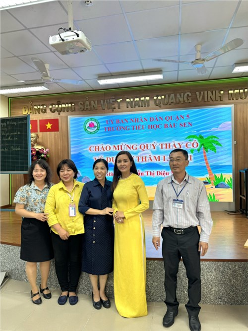 Lớp 4 - Tiết Tiếng Việt - Bài 7: Kì diệu Ma - rốc