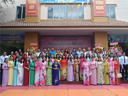 Trường tiểu học bình quới tây tổ chức lễ kỷ niệm chào mừng ngày nhà giáo việt nam 20/11