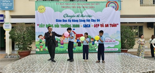 Chuyên đề Thư viện: Giáo dục kỹ năng sống với chủ đề  Xây dựng môi trường Xanh - Sạch - Đẹp và An toàn 