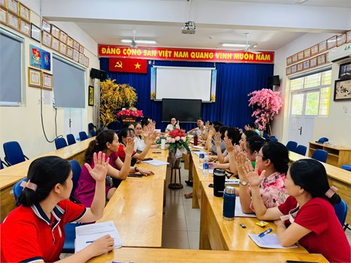 Họp Chi bộ tháng 8 năm 2024.