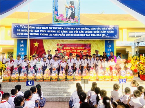 Chương trình Xuân yêu thương