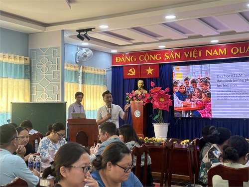 Dạy học stem môn công nghệ theo định hướng phát triển năng lực cho học sinh
