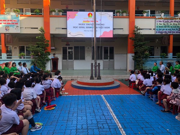 Sinh hoạt kỷ niệm   Ngày truyền thống học sinh, sinh viên Việt Nam 9/1  