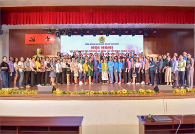 Tập huấn nghiệp vụ công tác nữ công cho gần 200 cán bộ công đoàn quận tân bình.