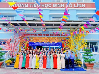 Hướng dẫn thực tập cho sinh viên Đại học sư phạm TP Hồ Chí Minh