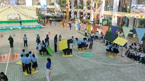 Ngày Hội Em yêu sử Việt