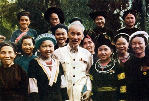 Văn hóa Hồ Chí Minh :  “ÐẠI ĐOÀN KẾT” - “ÐẠI THÀNH CÔNG”