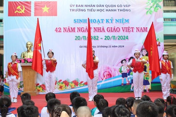 Lễ kỷ niệm 42 năm ngày Nhà giáo Việt Nam 20/11