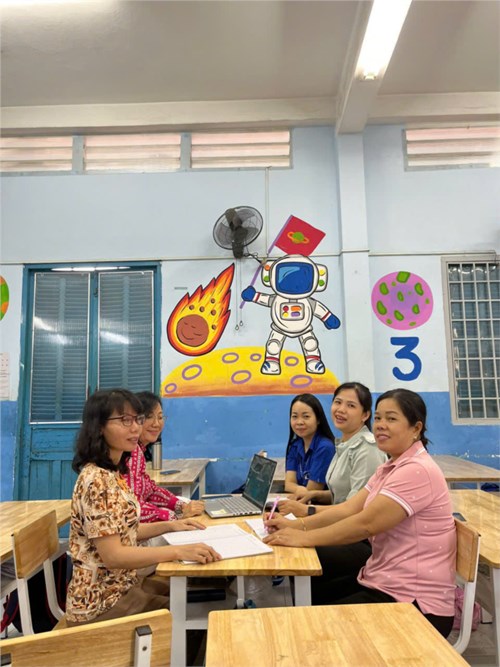 Tổ 1 họp tổ chuyên môn lần 5