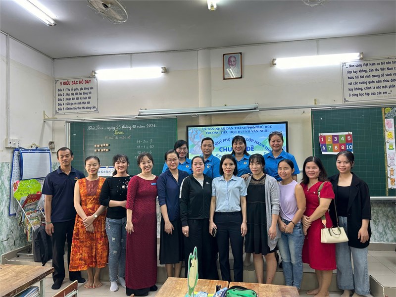 Chuyên đề  Trường học xanh - Lớp học mở  môn Toán của lớp 2/4