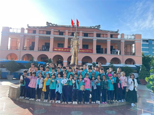 Học sinh tham quan Trải nghiệm năm 2024