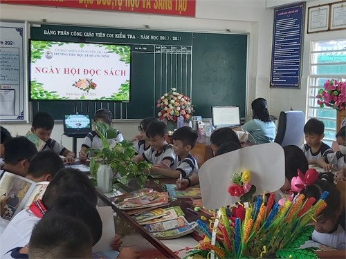 Trường tổ chức Ngày đọc sách nhằm hưởng ứng Ngày sách Việt Nam 21/4.