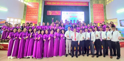 Trường Tiểu học Lê Văn Tám tổ chức 
Hội nghị Viên chức và Người lao động
Năm học 2024-2025