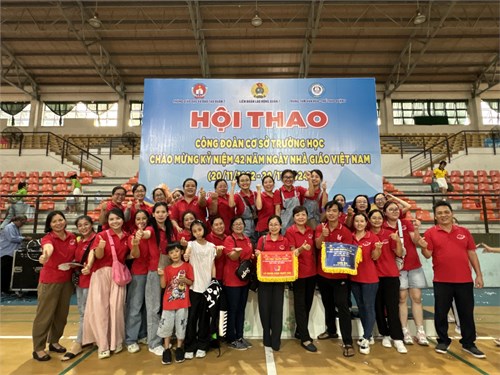Trường Tiểu học Lê Văn Tám tham gia Hội thao Kỷ niệm 42 năm ngày Nhà giáo Việt Nam (20/11/1982-20/11/2024)