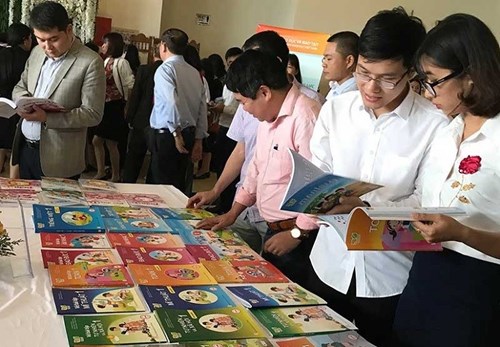 Thông báo hướng dẫn thực hiện lựa chọn sách giáo khoa lớp 5, năm học 2024-2025