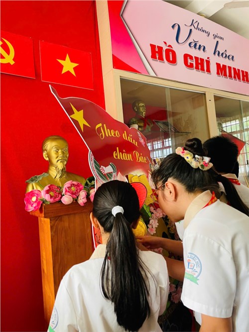 Không gian văn hoá hồ chí minh tại liên đội