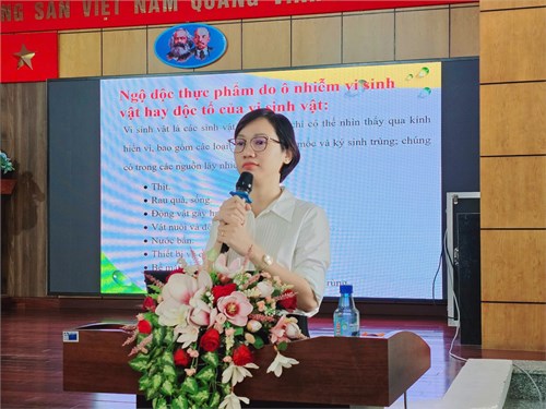 Tập huấn vệ sinh an toàn thực phẩm năm học 2024-2025 cho toàn thể đội ngũ Trường Tiểu học Lương Thế Vinh