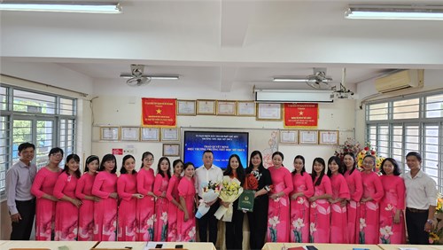 Bàn giao công tác hiệu trưởng trường tiểu học mỹ thủy