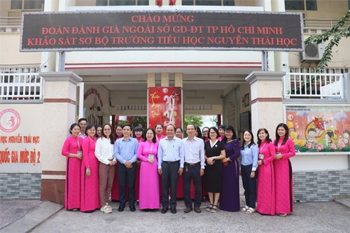 Trường Tiểu học Nguyễn Thái Học đón đoàn đánh giá ngoài về khảo sát sơ bộ kiểm định chất lượng giáo dục và chuẩn Quốc gia.