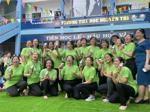 Trường tiểu học nguyễn thi tổ chức kỉ niệm ngày quốc tế phụ nữ 08/03/2024