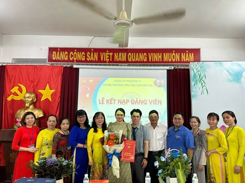 Nguyễn Thi - Lễ Kết Nạp Đảng Viên Mới - Đảng Viên Nguyễn Thị Uyên ( 20/11/2023)
