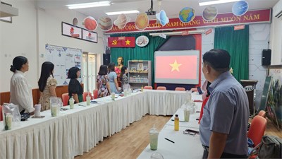 Lễ kết nạp Đảng viên mới cô Phạm Thị Thư ngày 24/12/2024