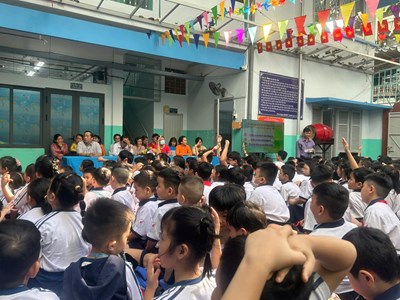 Sinh hoạt chuyên đề sáng thứ Hai 14/10.