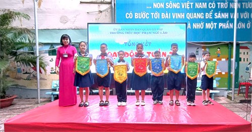 Sinh hoạt chào cờ