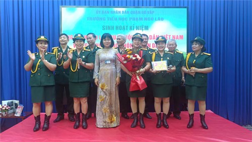 Sinh hoạt chào cờ