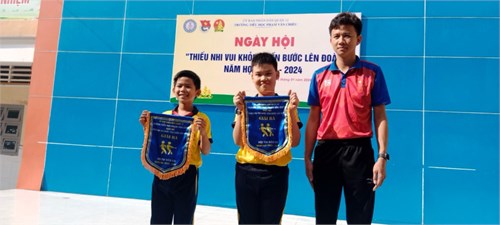 Ngày hội  Thiếu Nhi vui khỏe - tiến bước lên Đoàn 
