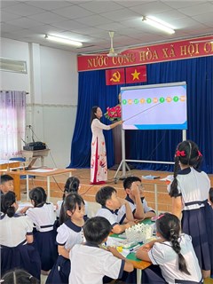 Tiết học mở lớp 3.1: Khơi nguồn sáng tạo và đam mê học tập