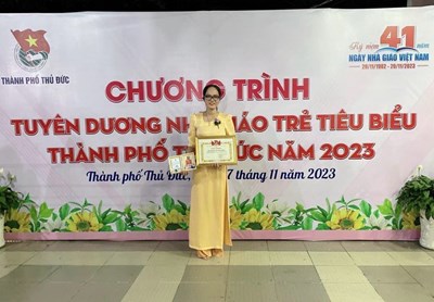 <a href="/chuyen-de-giao-duc/nha-giao-tre-tieu-bieu/ctfull/70022/1196300">Nhà Giáo Trẻ Tiêu Biểu</a>