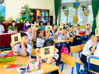 Khối 3 - Hội thi  Giáo viên đổi mới, sáng tạo  - Bài học STEM trong môn Toán lớp 3 -  Trải nghiệm cùng một phần mấy 