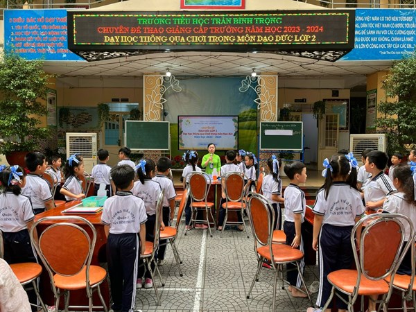 Chuyên đề thao giảng  Dạy học thông qua Chơi trong môn Đạo đức Lớp 2 