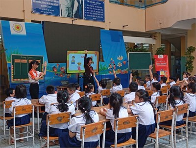 Chuyên đề Open House: Dạy và học Tiếng Anh qua môn Toán - Khoa học CT GDPT 2018.