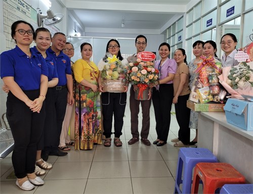 Chúc mừng ngày Thầy thuốc Việt Nam 27-2